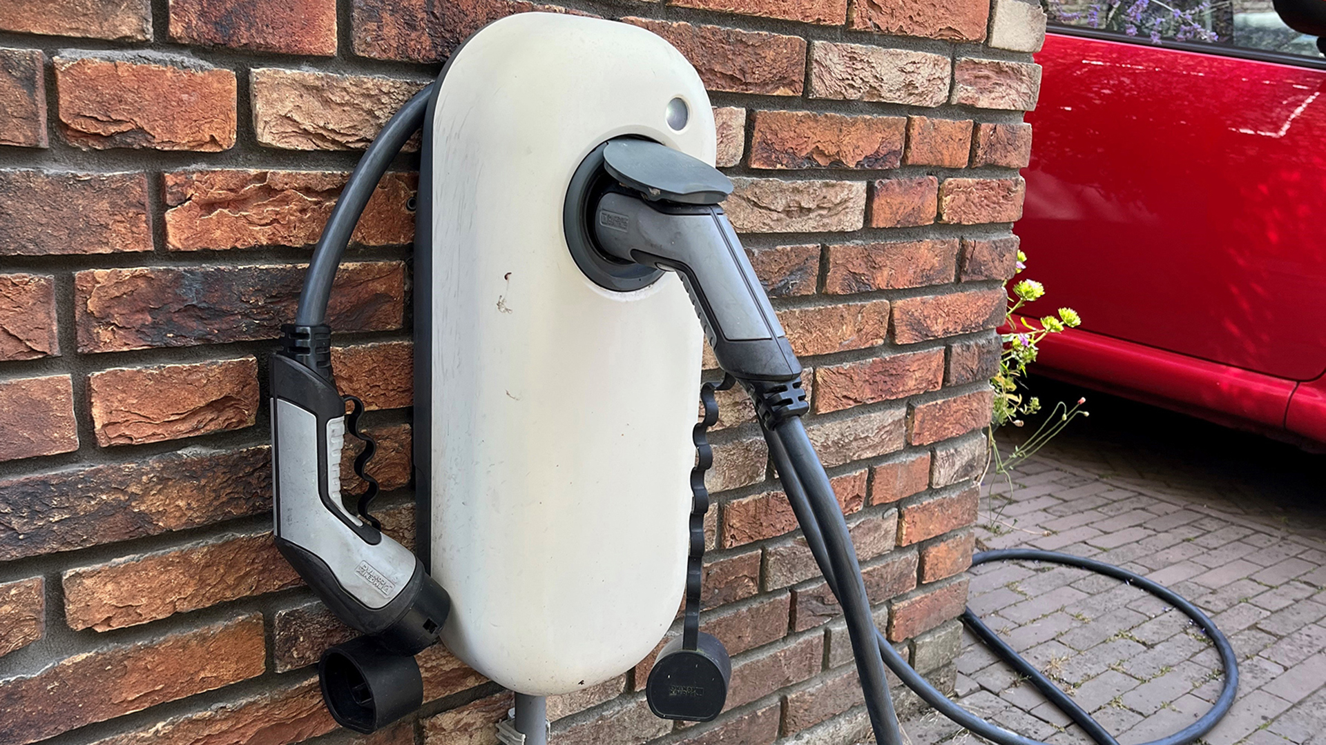 Fiscale behandeling laadpaal bij woning werknemer